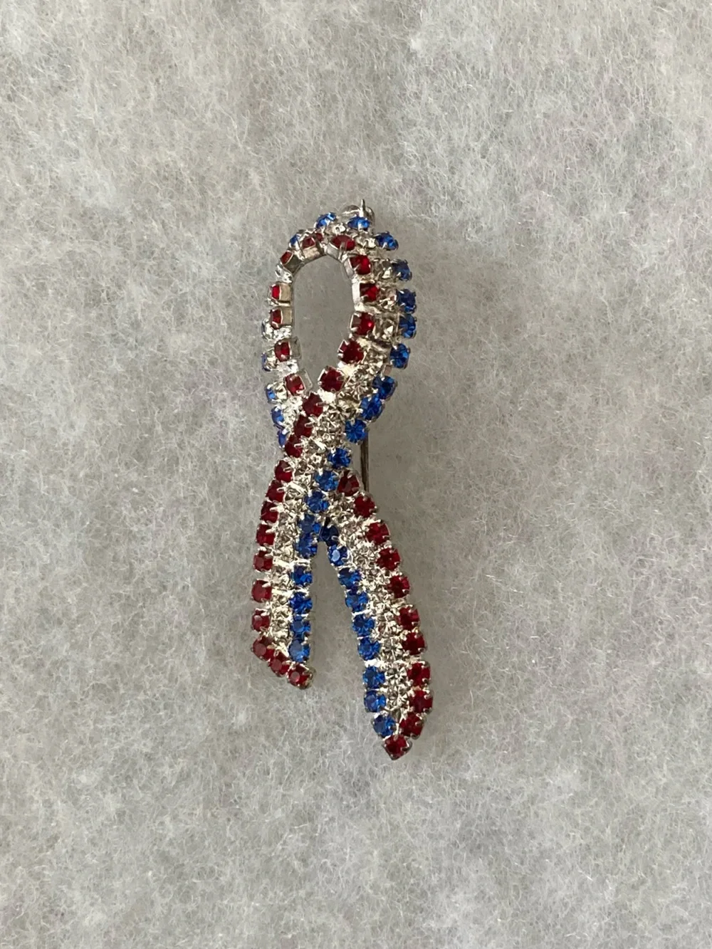 Silver Red White Blue Rhinestone Ribbon Pin Brooch 2 Inch